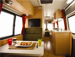 motorhome rental example Aquila