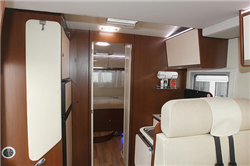 campervan hire europe example Lux Group - 5 berth
