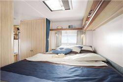 campervan hire europe example Lux Group - 6 berth