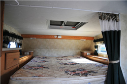 rv rental michigan example Camper 4×4 Luxury