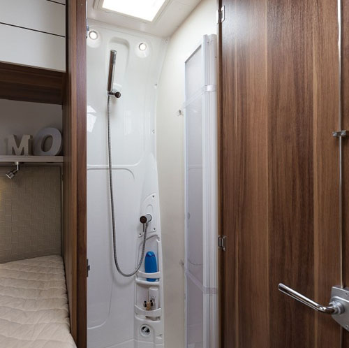 rv rentals ma example Ford Zefiro 695 P
