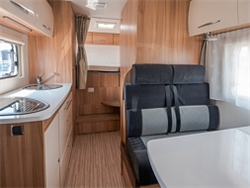 class a rv rental example Cat B - OCEAN 650