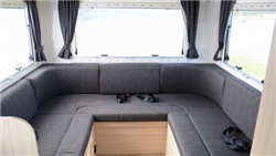 PH 4-berth Fuso Premium