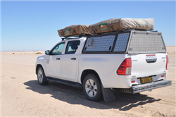 Toyota Hilux 4x4 for 4