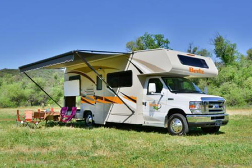 Road Bear Class C Motorhome - Exterior Campsite View