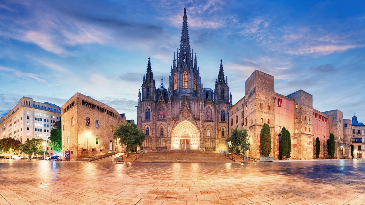 Barcelona (to participate in festivals) — Barcelona (to participate in festivals) scenic landscape travel