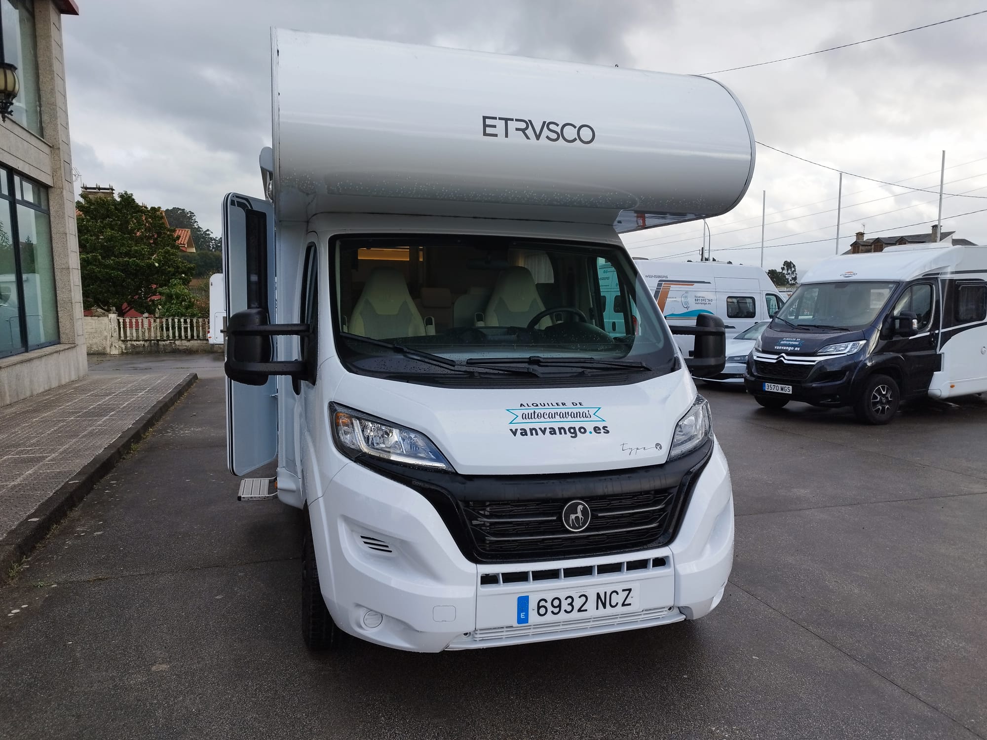 Santiago de Compostela - Airport — Santiago de Compostela - Airport road trip RV motorhome