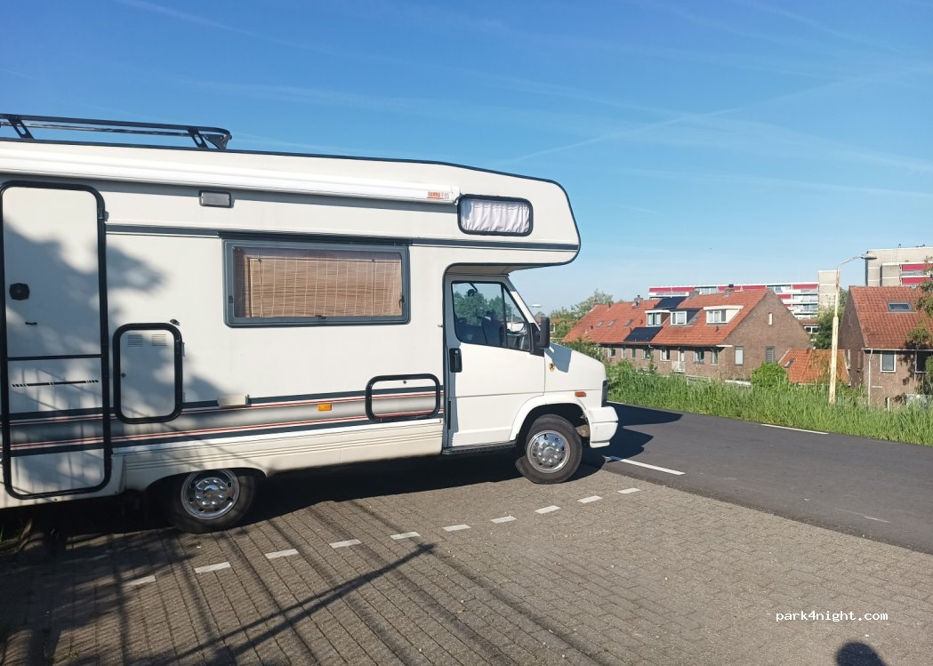 Gouda - train station — Gouda - train station road trip RV motorhome