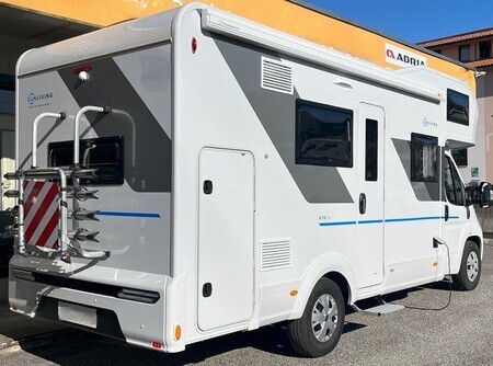 Milano - Malpensa Airport — Milano - Malpensa Airport road trip RV motorhome