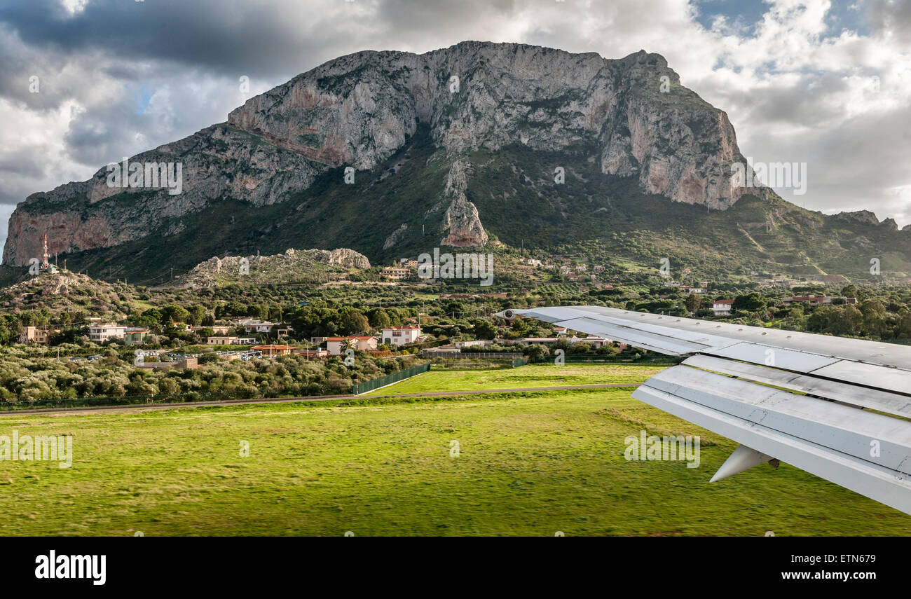 Palermo - Falcone Borsellino airport — Palermo - Falcone Borsellino airport scenic landscape travel