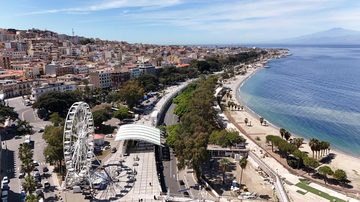 Reggio Calabria - airport — Reggio Calabria - airport campground nature