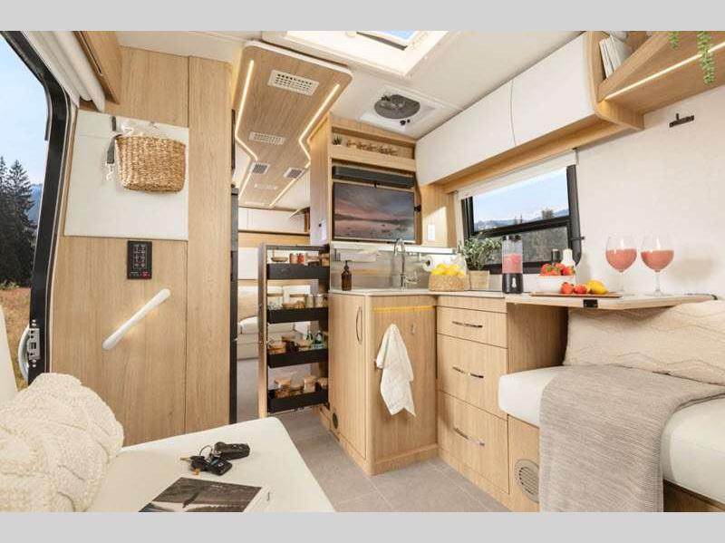 Bedburg — road-trip kamperem z Bedburga
