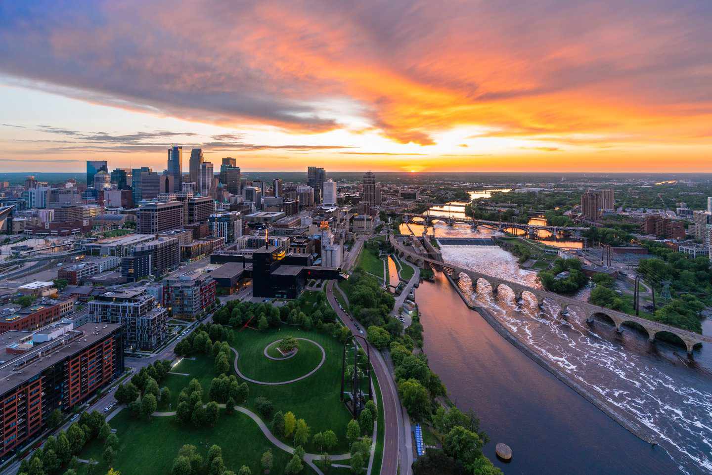 Minneapolis — Minneapolis scenic landscape travel
