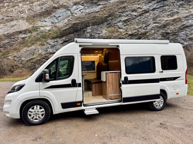 Bristol - Airport — Bristol - Airport road trip RV motorhome