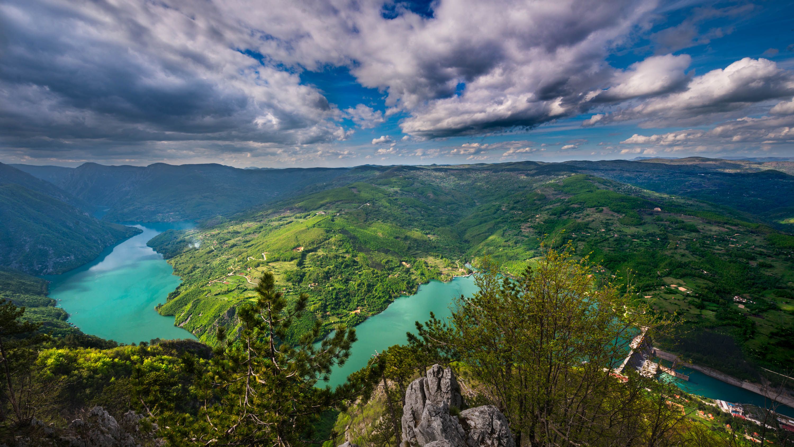 Serbia — malowniczy krajobraz Serbii podróże