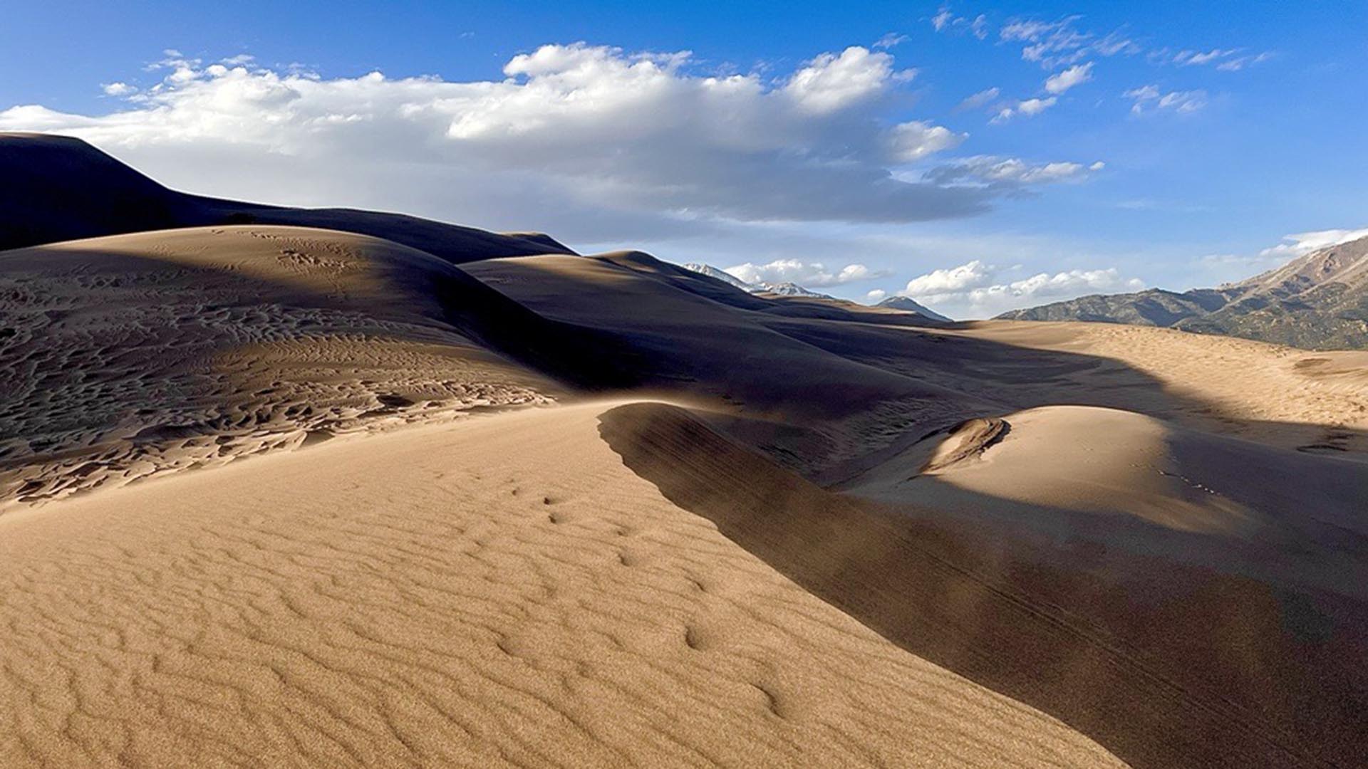 Scenic landscape of the Colorado Rockies, perfect for a Denver RV itinerary