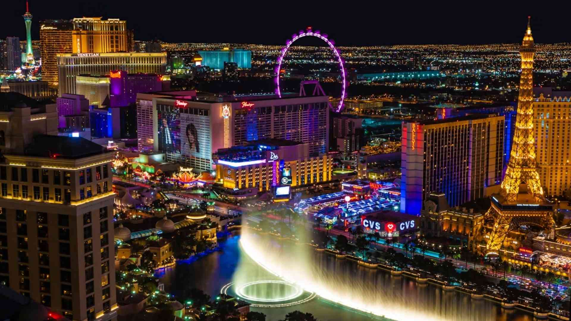 Scenic overview of the Las Vegas area for RV trip planning
