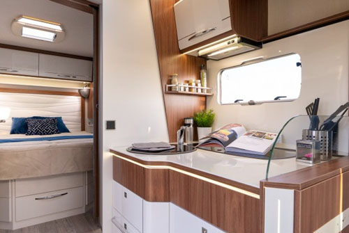 B 4 - Classic - P720FC