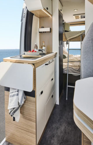 Camper Van Plus - V630