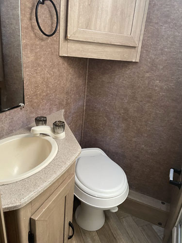 Turnagain Voyager 32 - Bronze