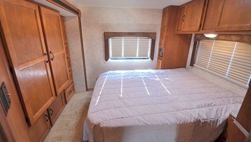 Turnagain Voyager 32 - Bronze