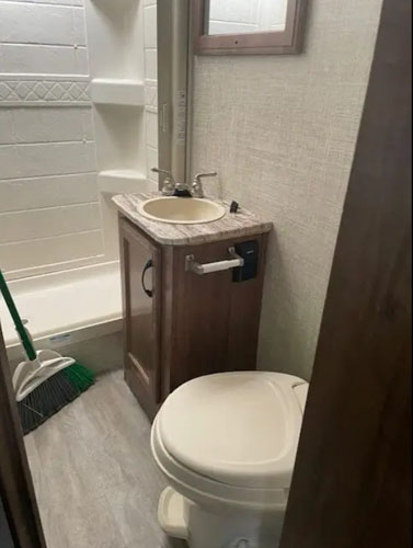 Adak Argonaut 21 - Gold