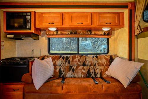 Denali Searcher 28 - Gold