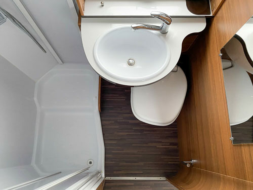 Cat C7 - Ocean 670